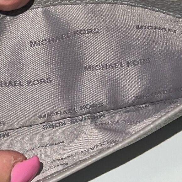 Michael Kors Taupe Pebbled Leather Detachable Adjustable Strap Crossbody - Picture 12 of 16